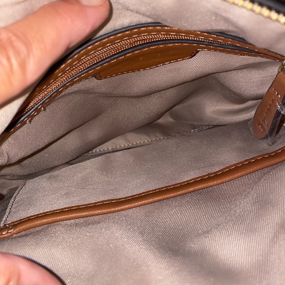 Nine West floral crossbody - Picture 4 of 10